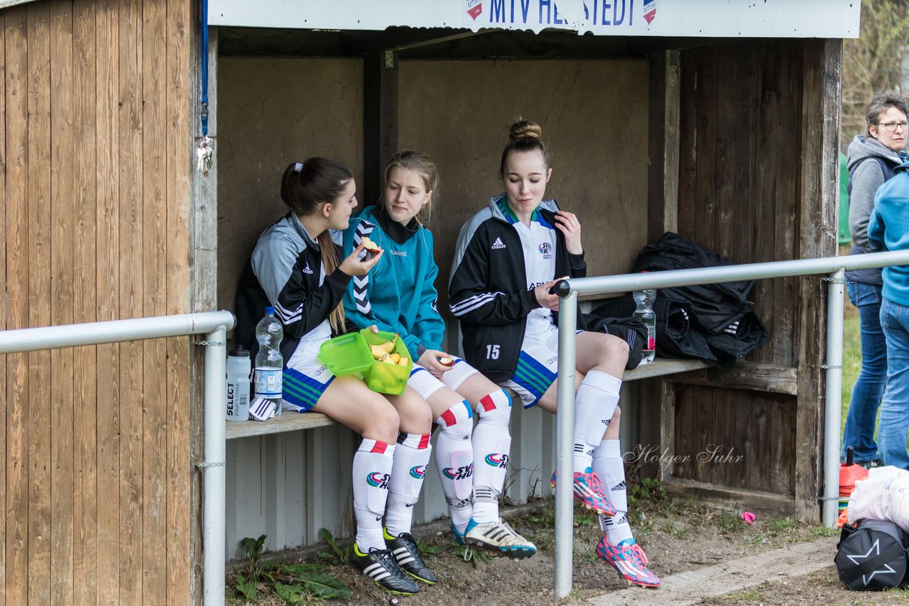 Bild 60 - wBJ SV Henstedt Ulzburg - TSV Schnberg : Ergebnis: 5:2